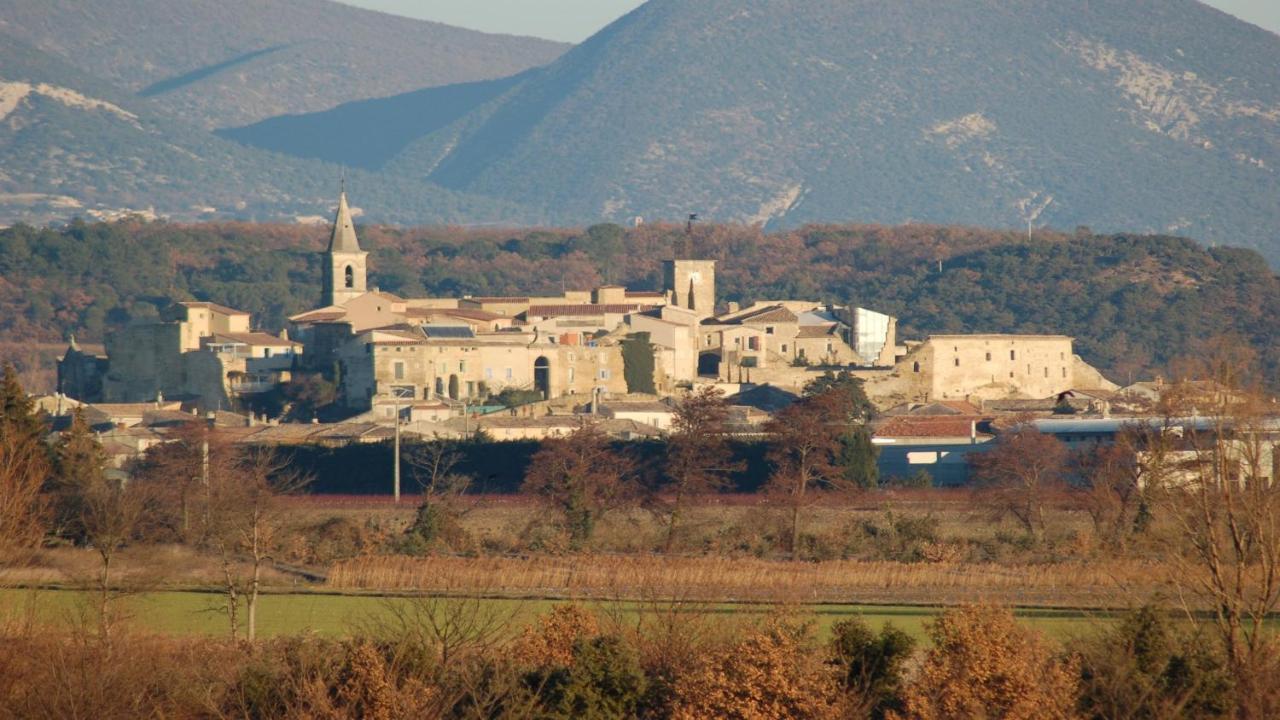 Gite La Joliette Et Le Chesnaie Grillon Экстерьер фото